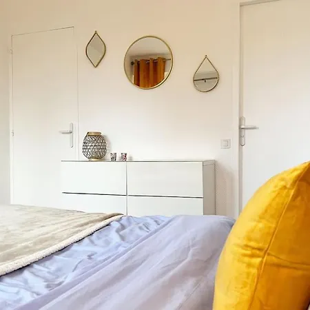 Sunny Flat, Parking & Rer C And H Apartament Franconville (Val-d'Oise)